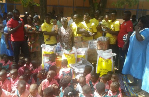 Black Stars donate to two orphanages in Tamale - Vimarsana News