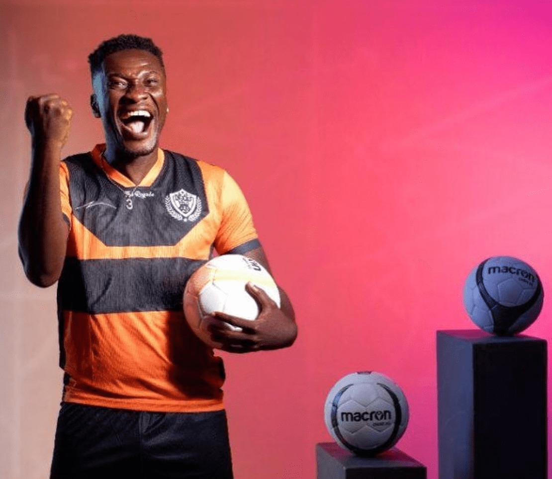 Asamoah Gyan steals limelight on transfer deadline day