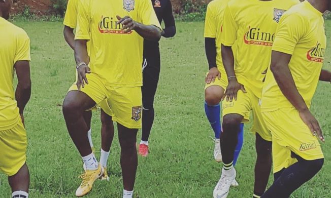 Asare De Vries, Kofi Mensah, Kusi Brokelyn join Ashanti Gold SC – Squad list