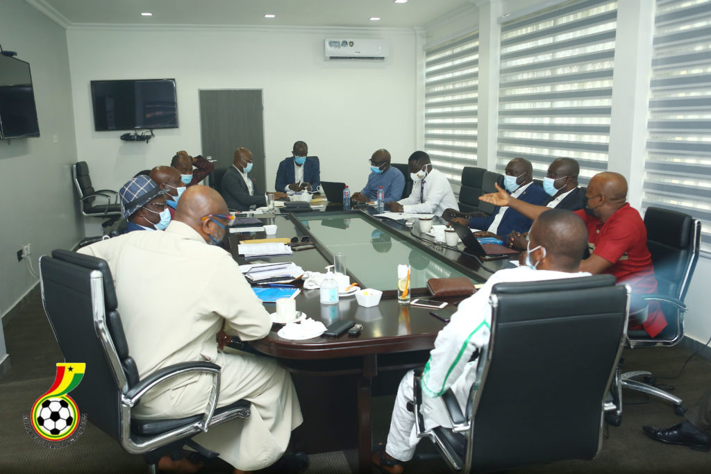 Autonomous Premier League Advisory Committee submit report to GFA