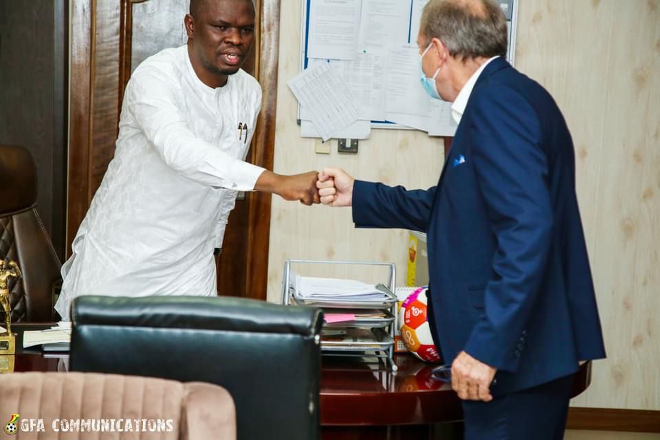 Milovan Rajevac officially meets Mustapha Ussif in Accra