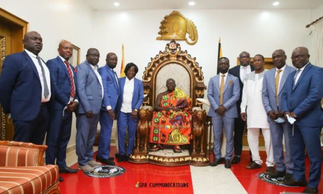 PHOTOS: GFA Executive Council call on AsanteHene Otumfuo Osei Tutu II at Manhyia