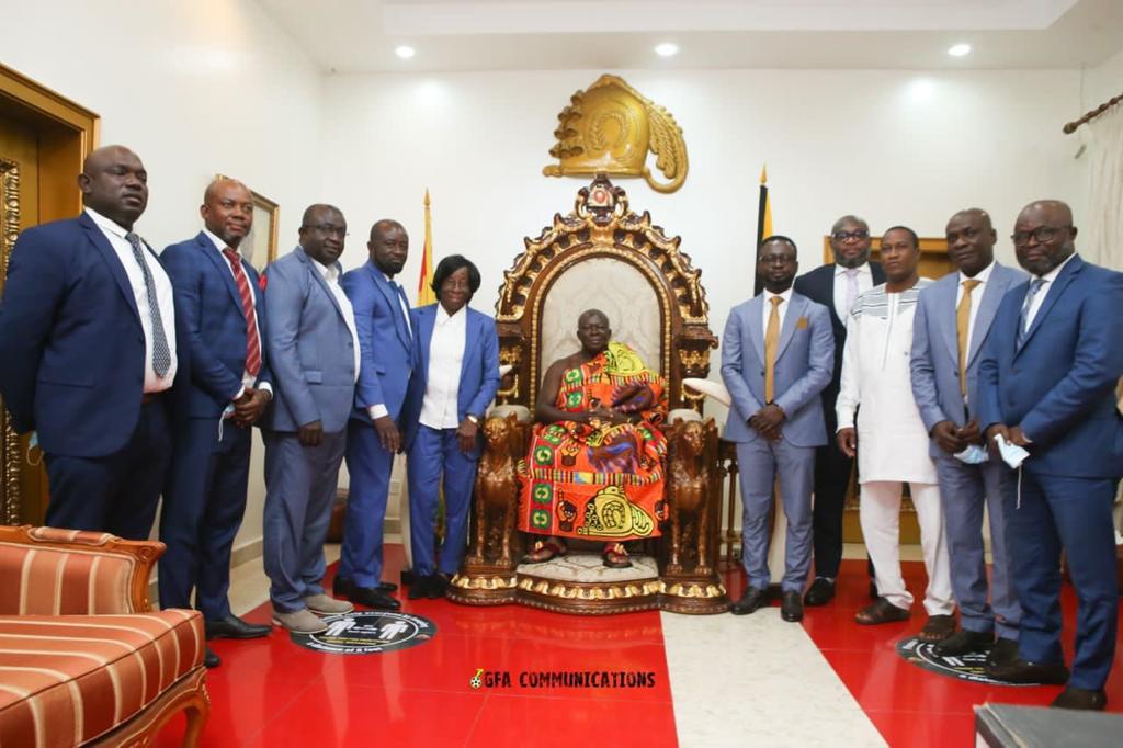 PHOTOS: GFA Executive Council call on AsanteHene Otumfuo Osei Tutu II at Manhyia