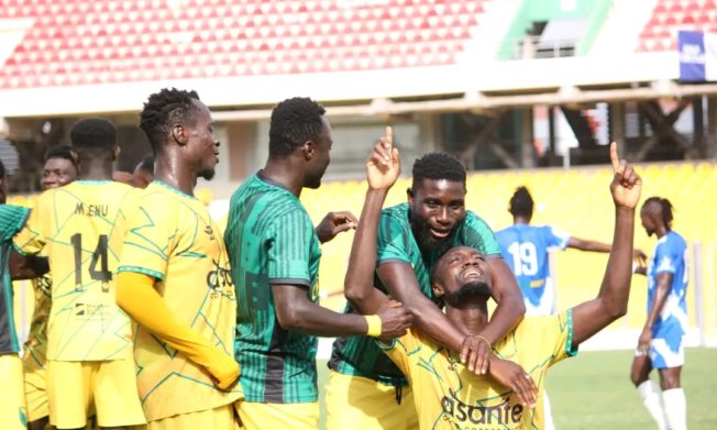 Aduana FC beat Royals to open-up four-point gap, King Faisal hold Hearts of Oak in Kumasi