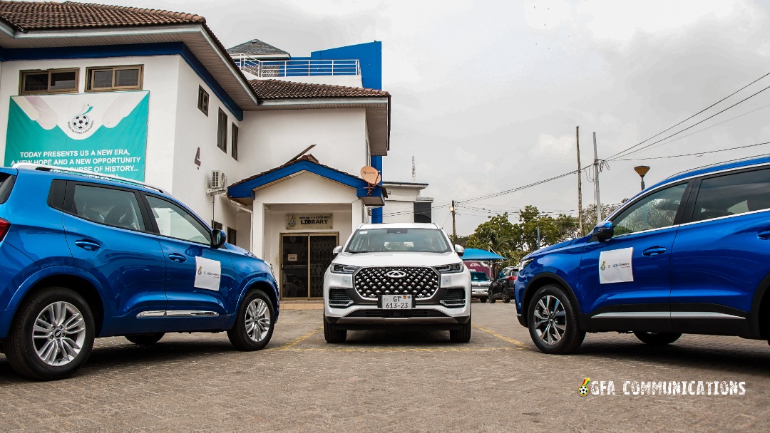 Tanink Ghana Limited delivers three SUV Chery vehicles to GFA