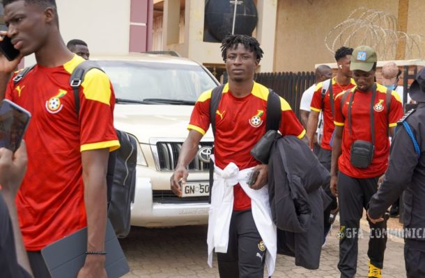 Black Meteors land in Kumasi to finish off Algeria assignment - Vimarsana News