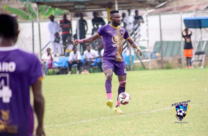 Medeama SC deflate Bechem United to close gap on Aduana FC