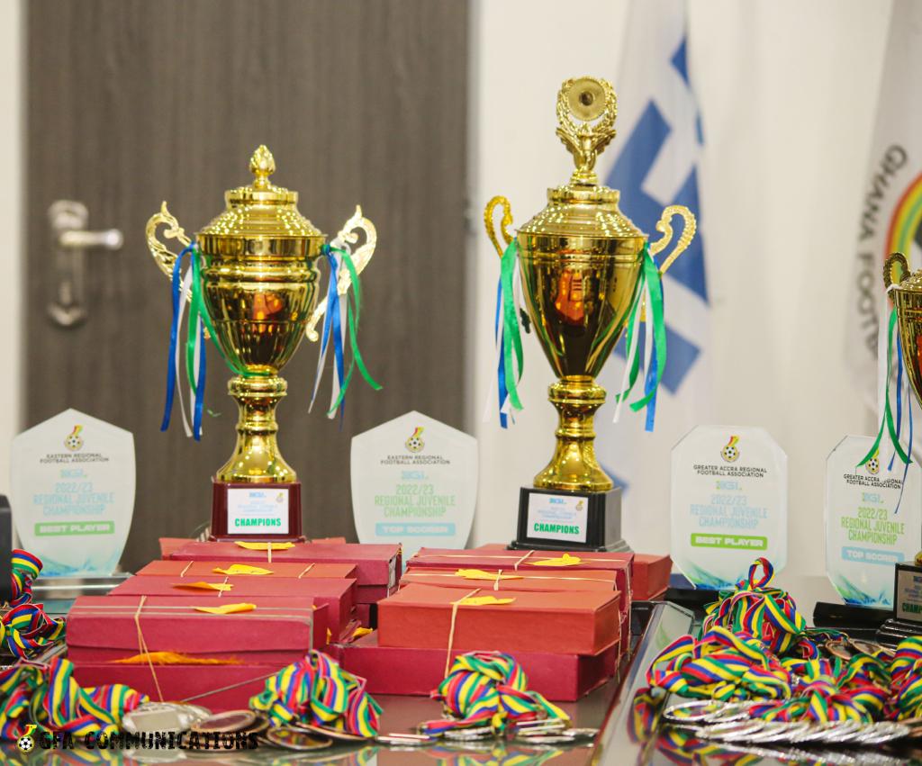 President Simeon-Okraku presents Juvenile league medals, trophies, plaques to Regional Football Associations