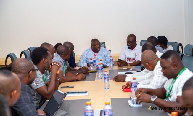 30th Ordinary Congress begins with productive group brainstorming sessions on Monday