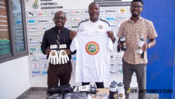 Ex-national goalkeepers Union present goalkeeper of the month awards to GFA ahead of 2024/25 season