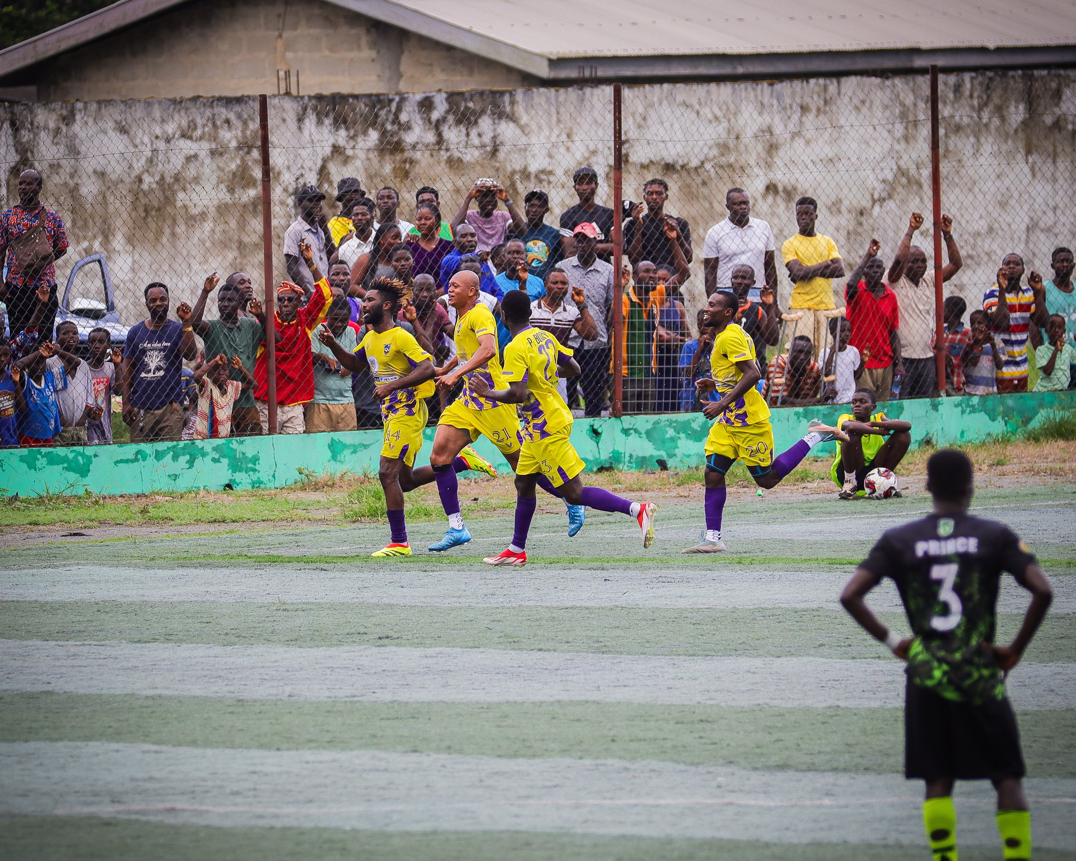 Premier League round-up: Medeama maintain perfect start; Young Apostles, FC Samartex grab late wins