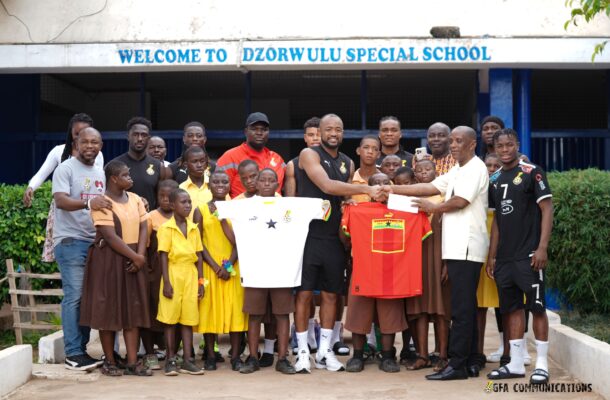 Black Stars visit and donate to students of Dzorwulu Special School before Angola trip