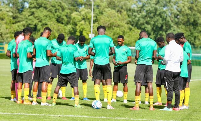 U-19 Boys national team arrive in Switzerland for FC Basel friendlies
