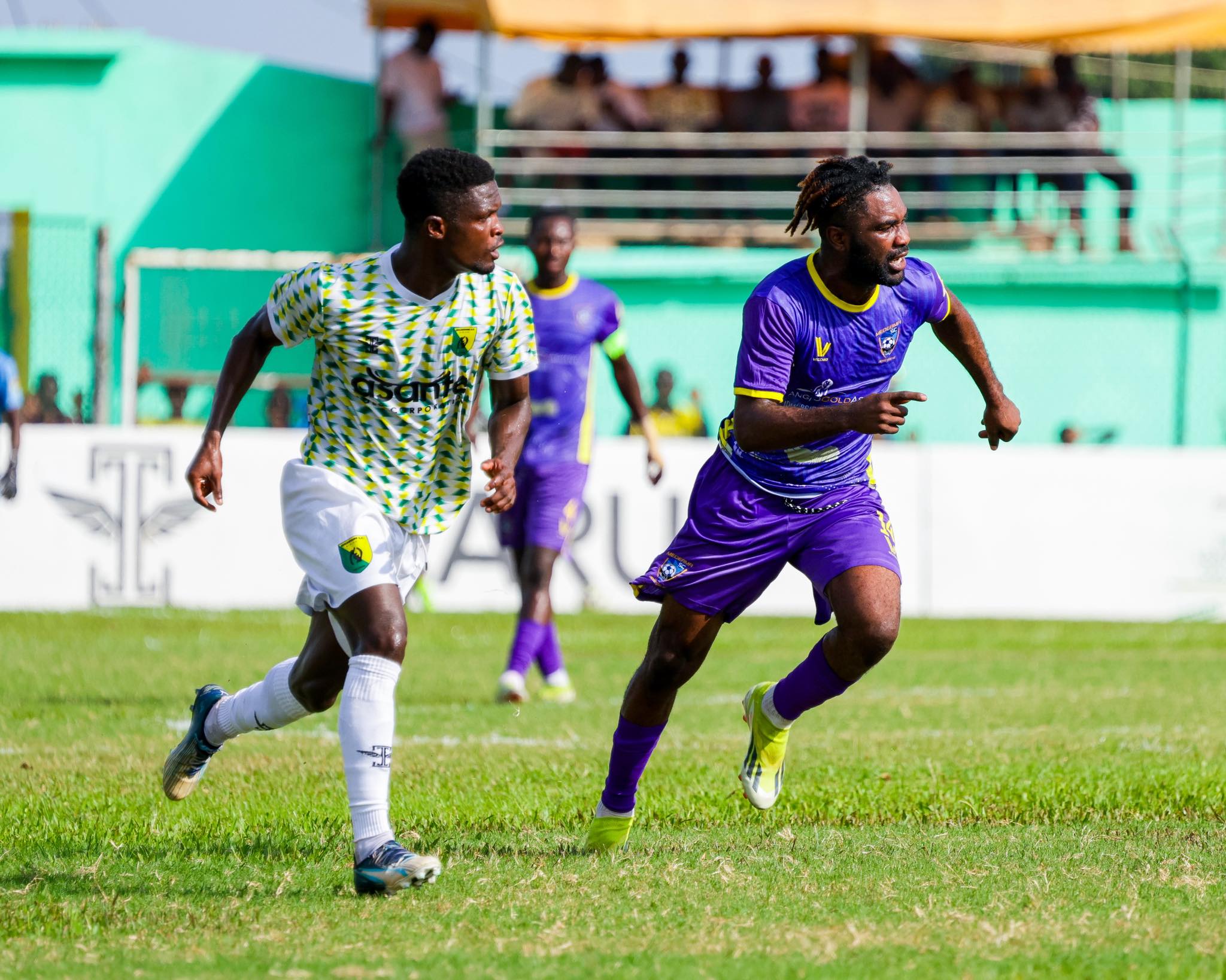 Premier League: Medeama reclaim top spot after thrilling stalemate with Gold Stars at Duns park