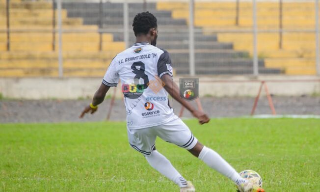 Elmina Sharks snap FC AshantiGold '04 unbeaten run, Nsuopun Fidelity slip to third in Access Bank Division One League Zone Two