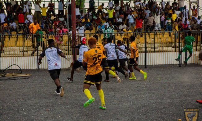 AshantiGold '04 dominates away; Ebusua Dwarfs drop points again in Zone Two