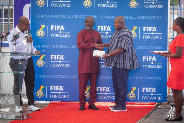 https://www.ghanafa.org/greater-accra-rfa-receives-pickup-vehicle-from-gfa-through-fifa-forward-programme