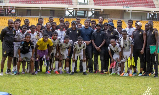 Sharaf Mahama Pays Courtesy Call on Black Starlets Ahead of U17 AFCON