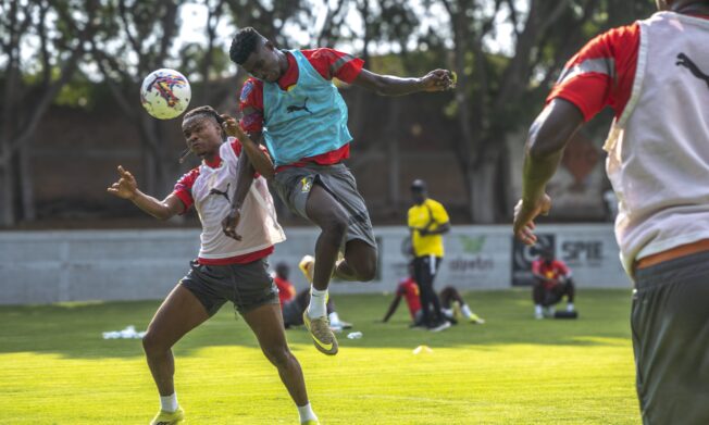 Twenty-two players train in Puebla for Mexico friendly