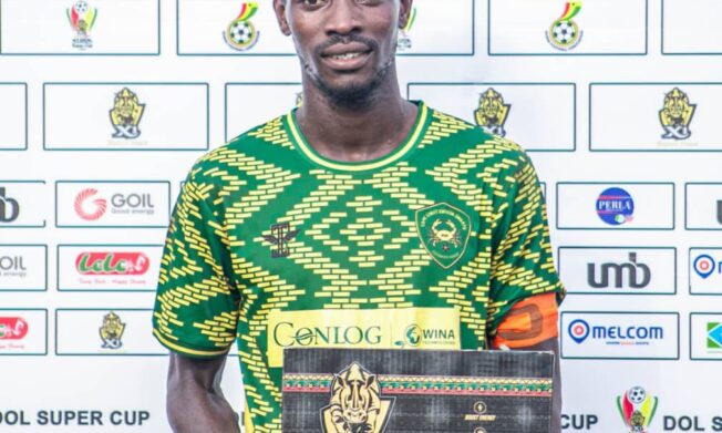 Ebusua Dwarfs Captain Godfred Eshun claims Man of the Match award after brace against Attram De Visser