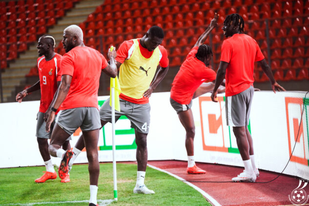 https://www.ghanafa.org/photos-black-stars-train-at-stade-de-la-paix-ahead-of-cote-divoire-clash